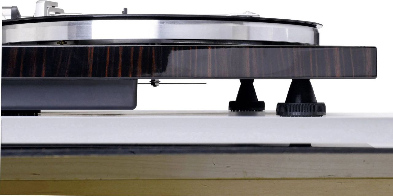 Lenco LBT-188 Ékszíj hajtású Lemezlejátszó Walnut Lenco LBT-188 Ékszíj hajtású Lemezlejátszó Walnut