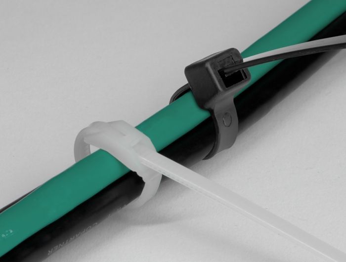 DeLock Cable tie with flat head L 280 x W 3.6mm 100 pieces DeLock Cable tie with flat head L 280 x W 3.6mm 100 pieces