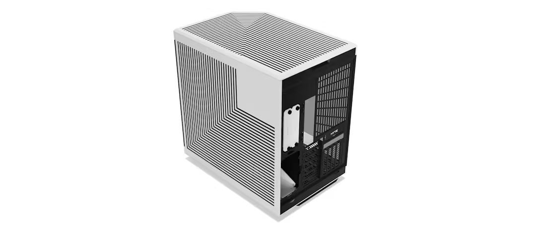 HYTE Y70 Tempered Glass Panda HYTE Y70 Tempered Glass Panda