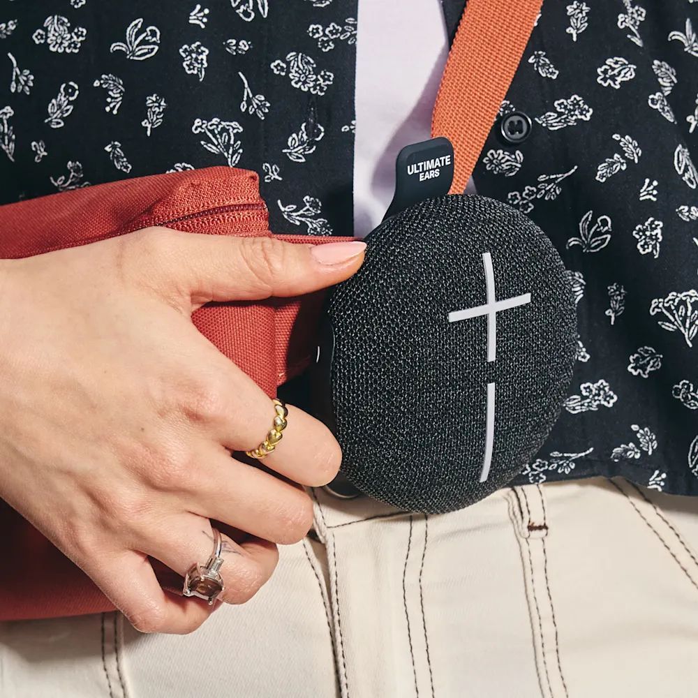 Ultimate Ears Miniroll Bluetooth Speaker Gentle Black Ultimate Ears Miniroll Bluetooth Speaker Gentle Black