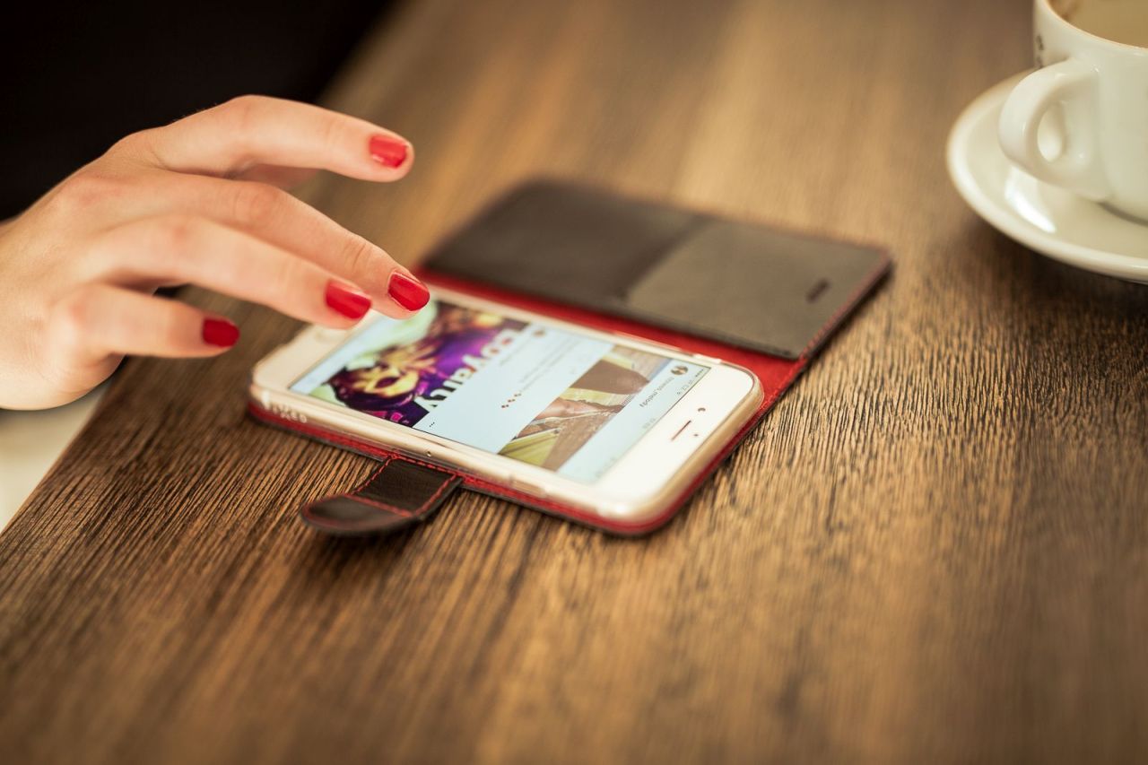 FIXED Wallet oldalranyíló telefontok FIT Apple iPhone 11 Pro Max, Fekete, Mobiltelefon Kiegészítő FIXED Wallet oldalranyíló telefontok FIT Apple iPhone 11 Pro Max, Fekete, Mobiltelefon Kiegészítő