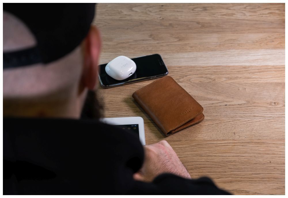 FIXED XLvalódi bőr pénztárca, barna FIXED XLvalódi bőr pénztárca, barna