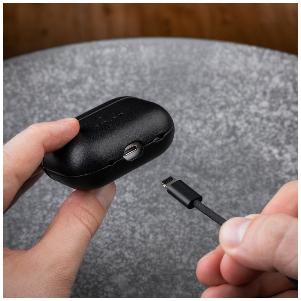 FIXED PodsLeather MagSafe támogatással Apple AirPods Pro 2/Pro 2 (USB-C) készülékekhez fekete