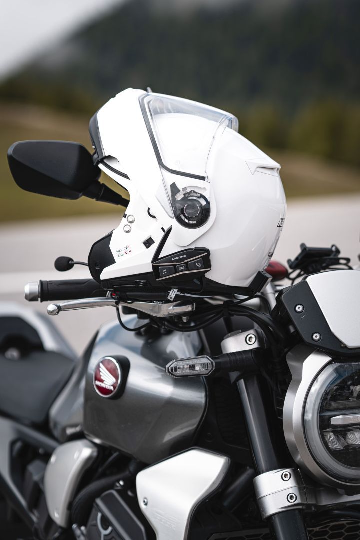 Interphone U-COM16 Bluetooth headset for closed and open helmets Twin Pack Interphone U-COM16 Bluetooth headset for closed and open helmets Twin Pack