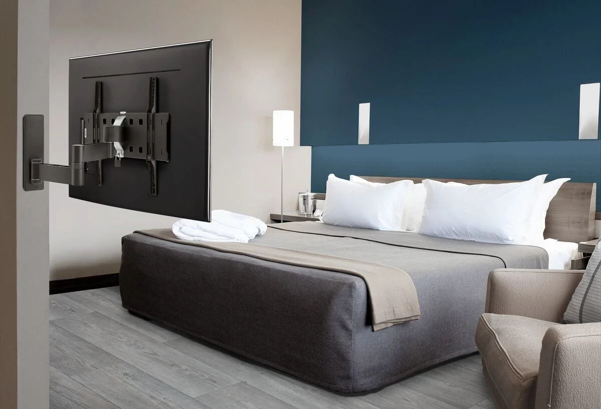 Vogel's PFW 3040 Display Wall Mount turn & tilt 39"-55" Black Vogel's PFW 3040 Display Wall Mount turn & tilt 39"-55" Black