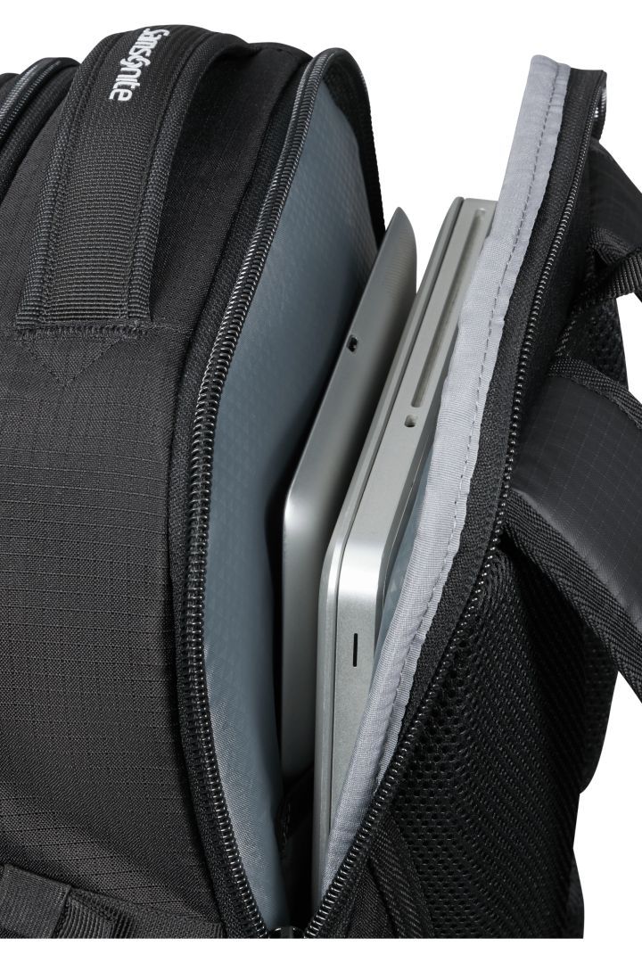 Samsonite Roadseeker Laptop Backpack M 15,6" Black Samsonite Roadseeker Laptop Backpack M 15,6" Black