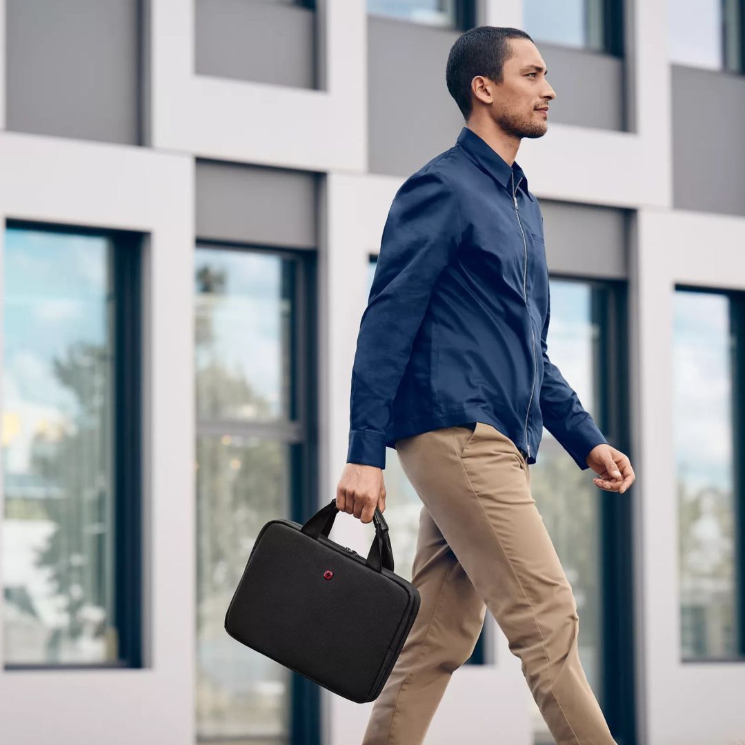 Wenger Modern Business Guyde 14" Laptop Sleeve 6L Black Wenger Modern Business Guyde 14" Laptop Sleeve 6L Black