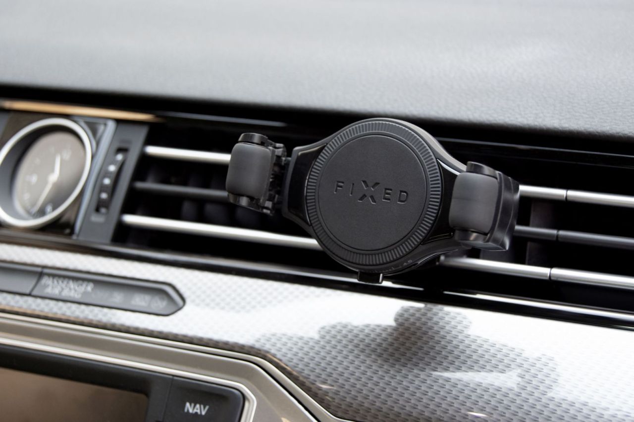 FIXED Univerzális vezeték nélküli töltő autós szellőzőtartóhoz, fekete