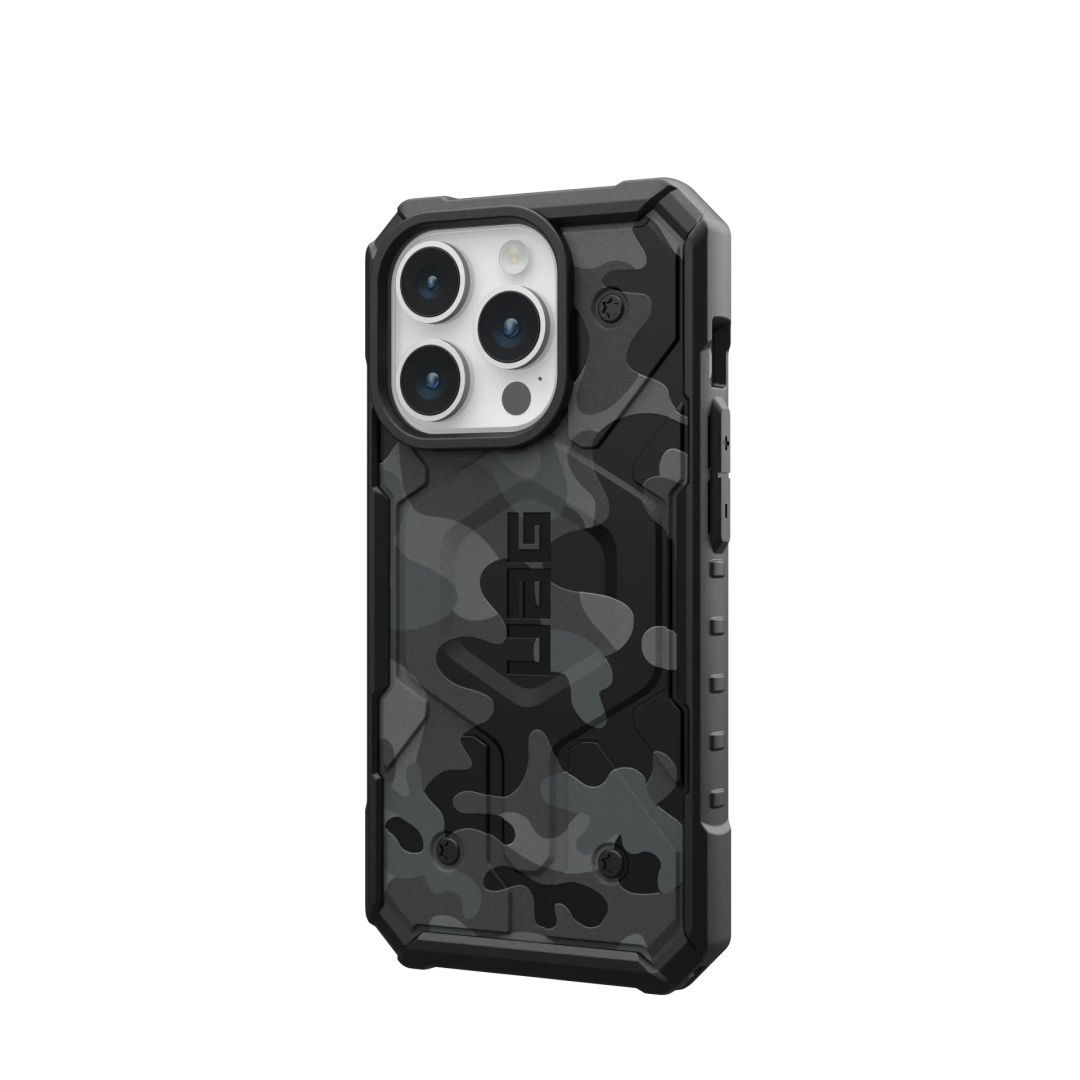 UAG Pathfinder SE case for MagSafe iPhone 15 Pro Black Midnight Camo UAG Pathfinder SE case for MagSafe iPhone 15 Pro Black Midnight Camo
