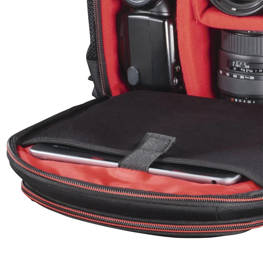Hama Miami 150 III Camera Backpack Black/Red Hama Miami 150 III Camera Backpack Black/Red