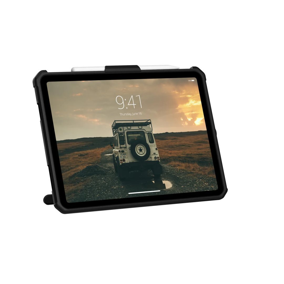 UAG Scout with kickstand and handstrap iPad 10.9" 2022 BULK Black