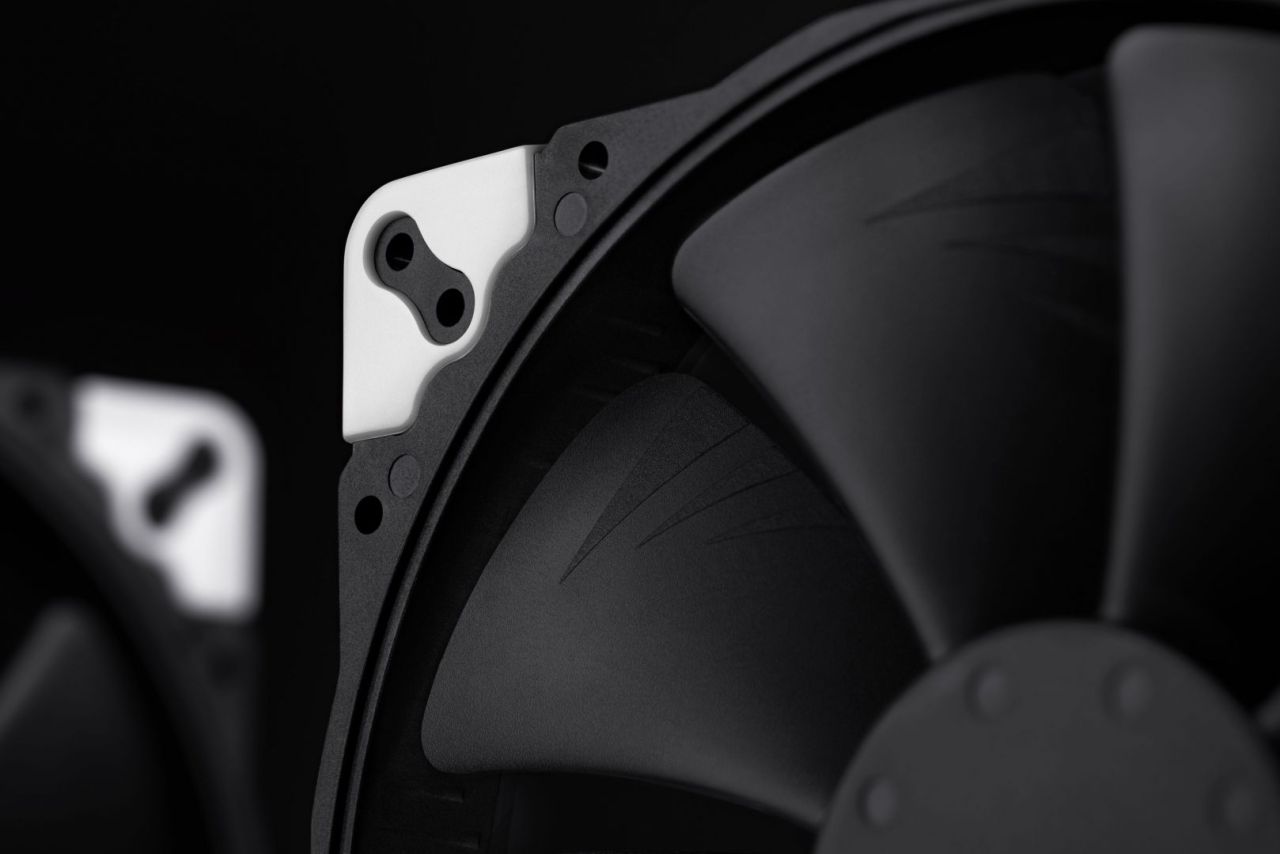 Noctua NF-A20 PWM Chromax.Black.Swap Noctua NF-A20 PWM Chromax.Black.Swap