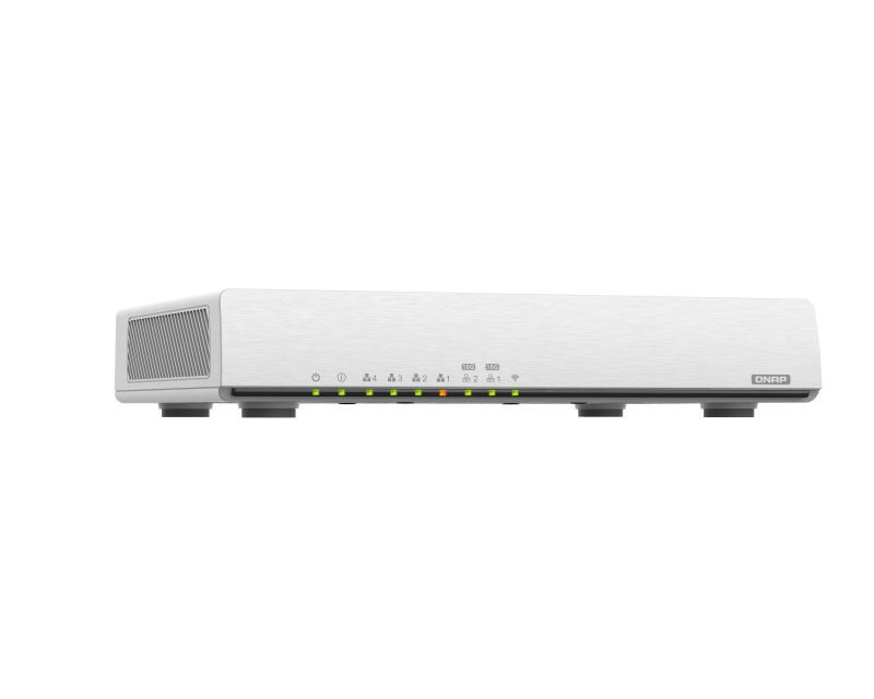 QNAP QHORA-301W 10GbE SD-WAN WiFi 6 Router QNAP QHORA-301W 10GbE SD-WAN WiFi 6 Router