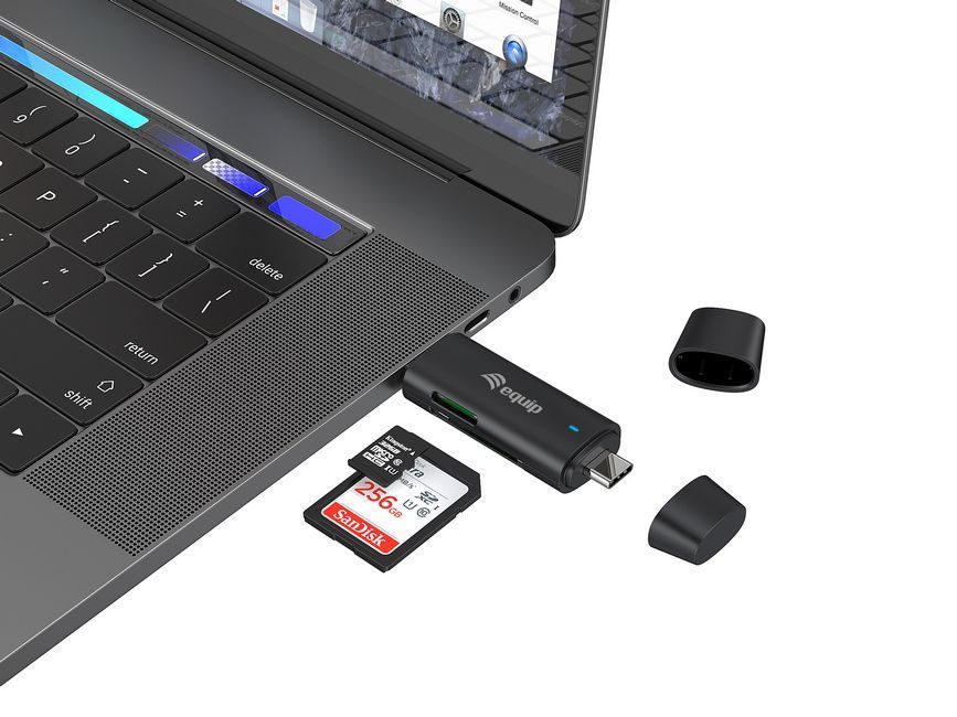 EQuip Dual Connector Card Reader Black