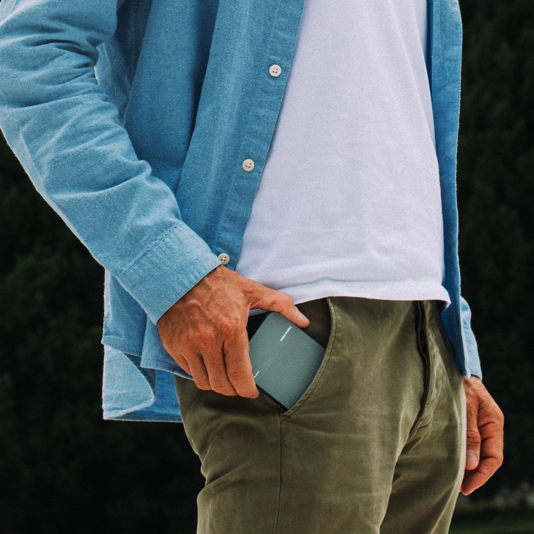 Native Union (Re)Classic Magnetic PowerBank Qi2 5000mAh Black Native Union (Re)Classic Magnetic PowerBank Qi2 5000mAh Black