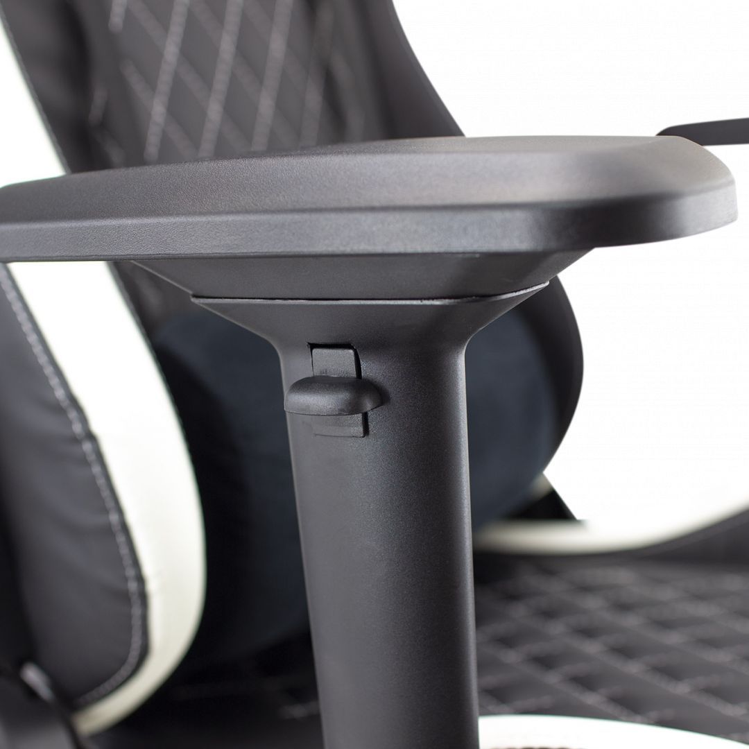 White Shark Nitro GT Gaming Chair Black/White
