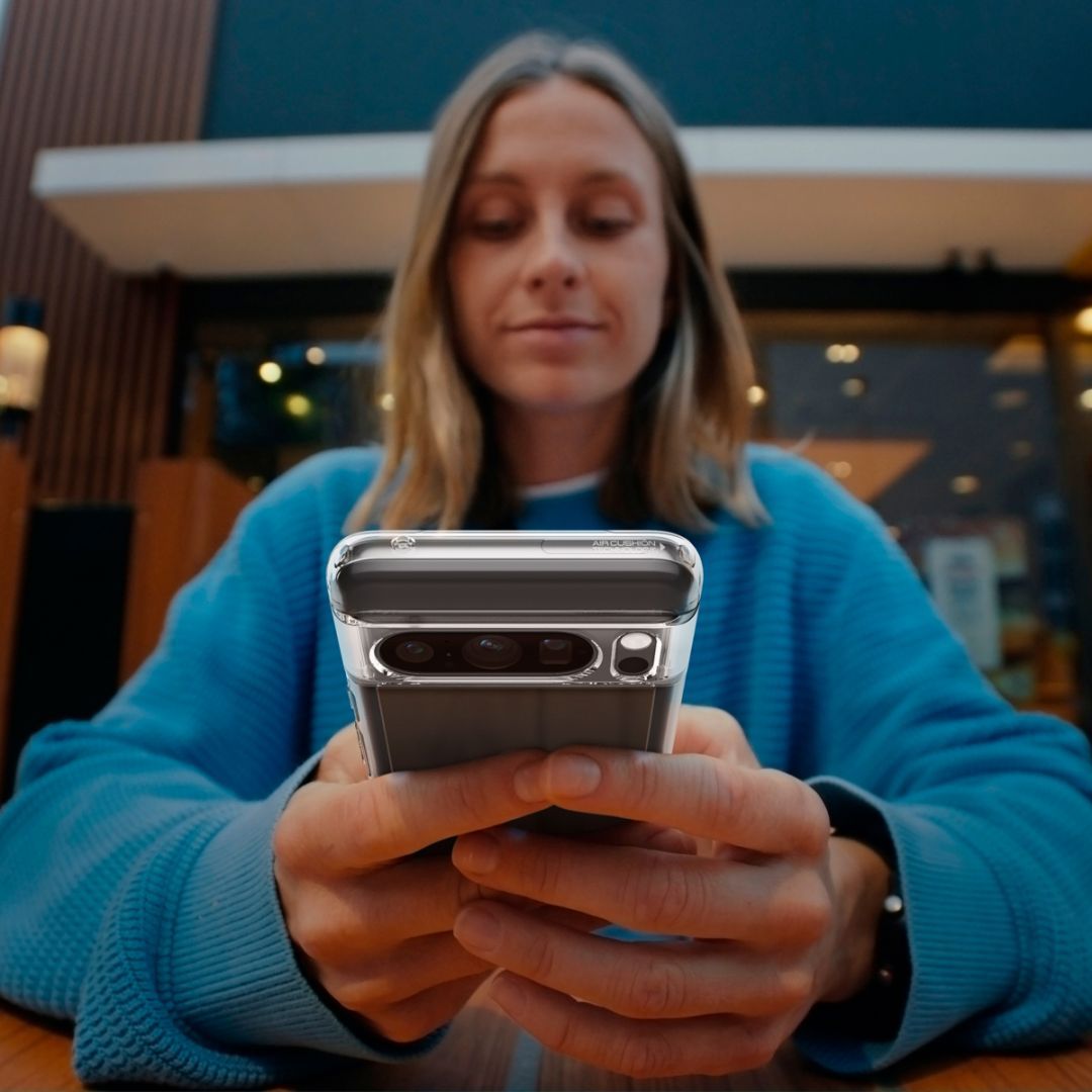 Spigen Google Pixel 8 Pro Ultra Hybrid Crystal Clear Spigen Google Pixel 8 Pro Ultra Hybrid Crystal Clear