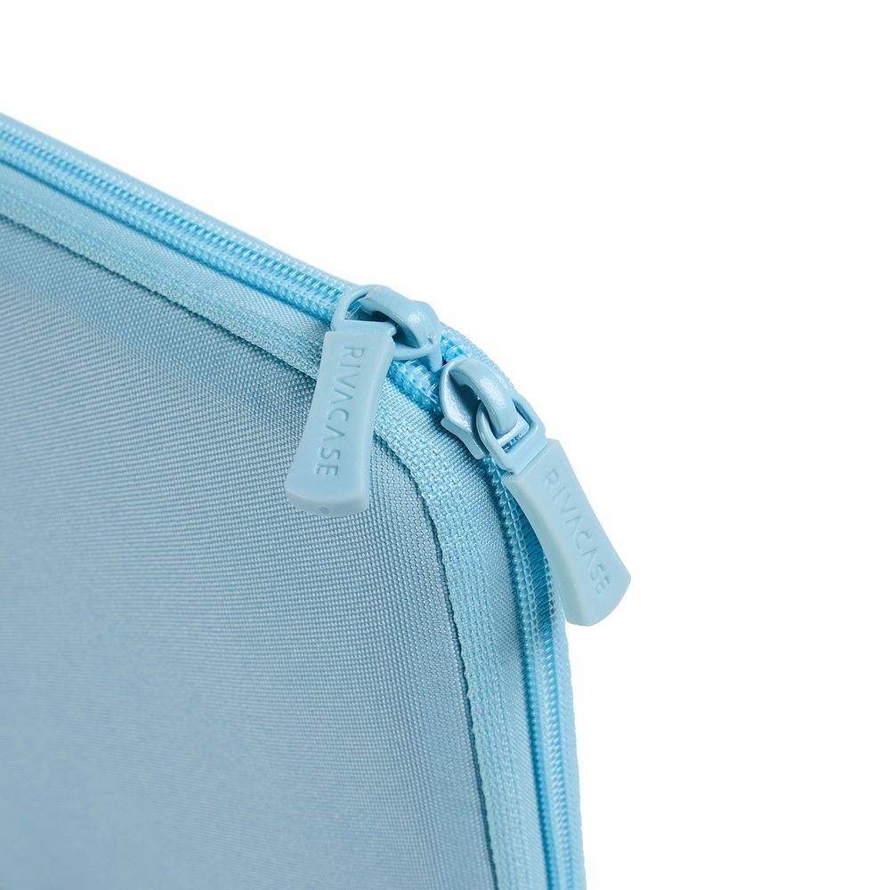 RivaCase 7705 Suzuka Laptop Sleeve 15,6" Pastel Blue