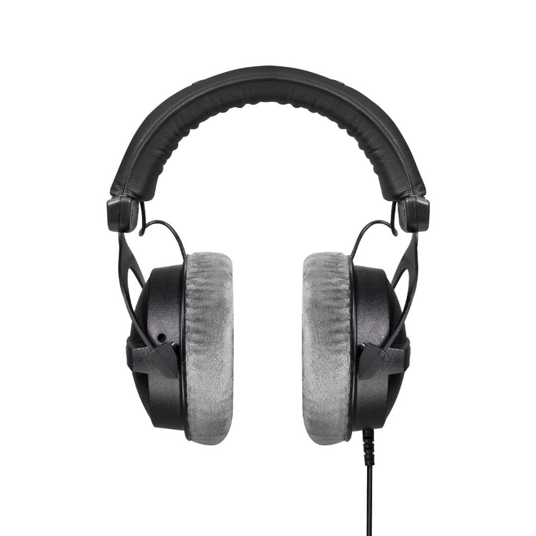 Beyerdynamic DT 770 Pro (80 ohms) (B-Stock) Headphones Black Beyerdynamic DT 770 Pro (80 ohms) (B-Stock) Headphones Black