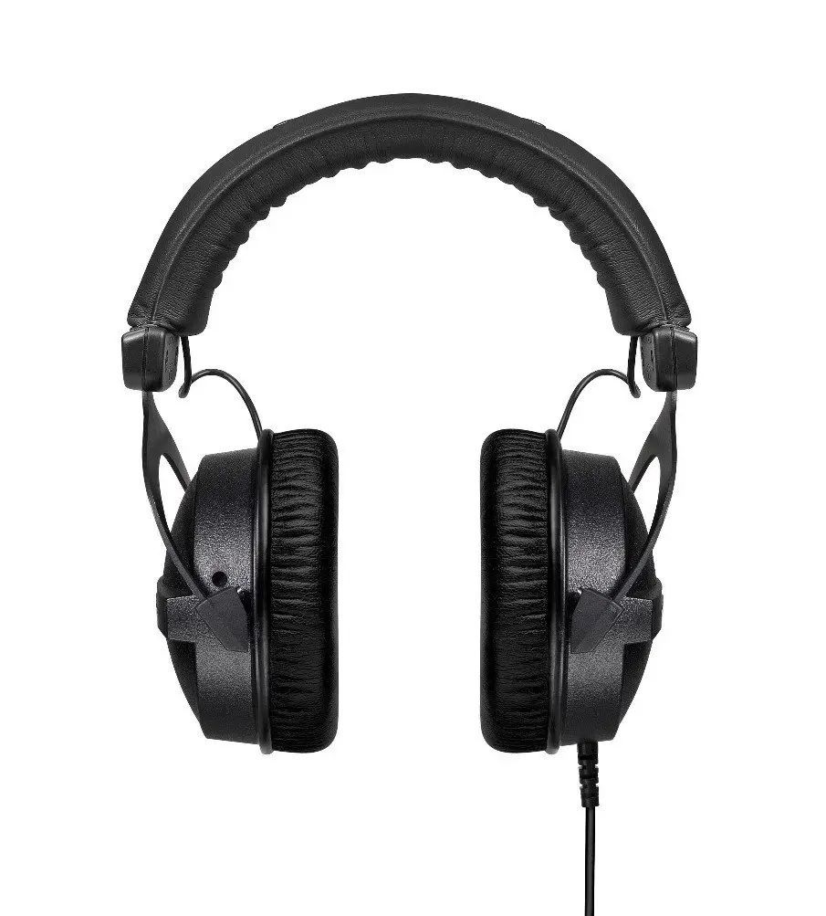 Beyerdynamic DT 770 Pro (32 ohms) (B-Stock) Headphones Black Beyerdynamic DT 770 Pro (32 ohms) (B-Stock) Headphones Black