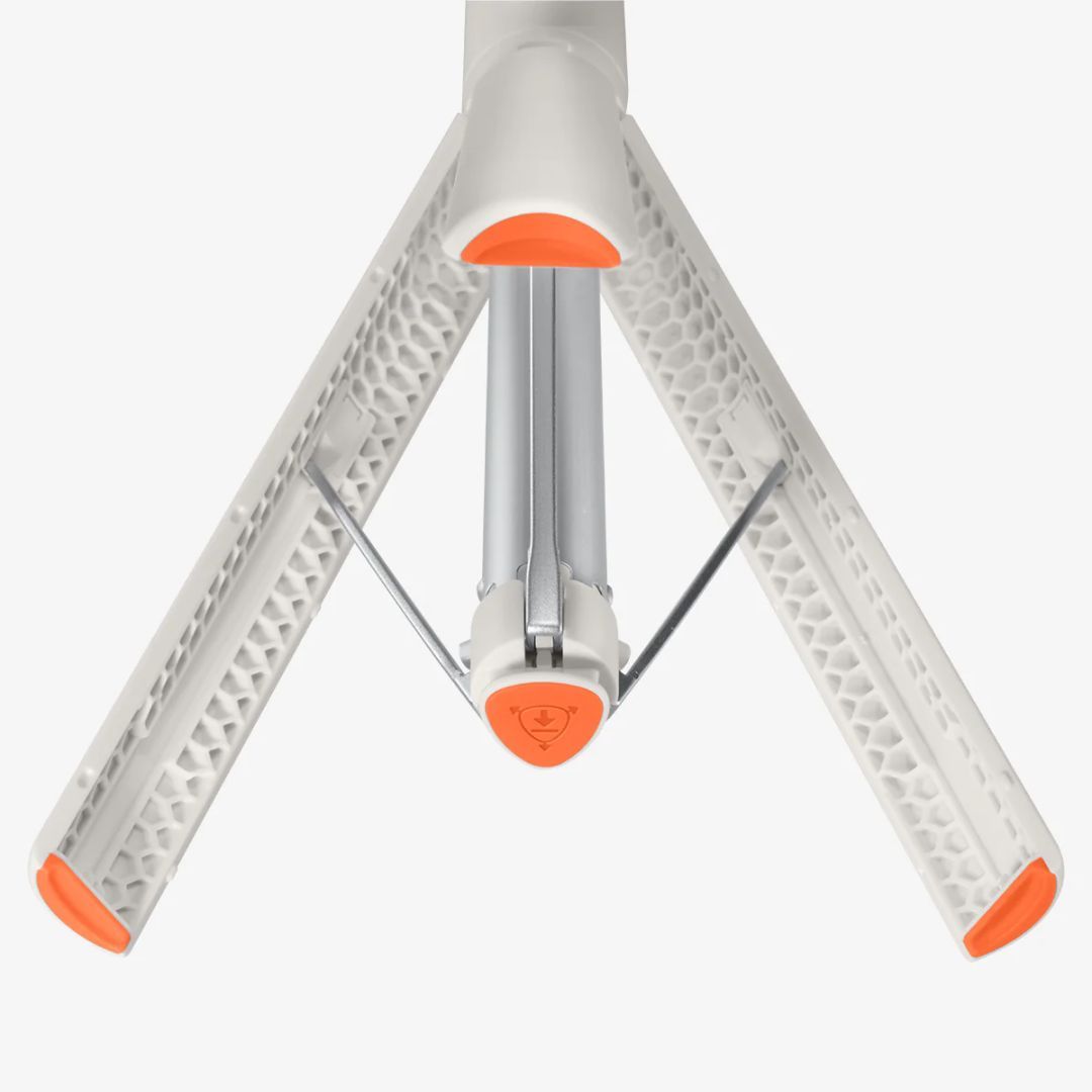 Spigen Tripod Selfie Stick MagSafe Auto-Open Dune Beige