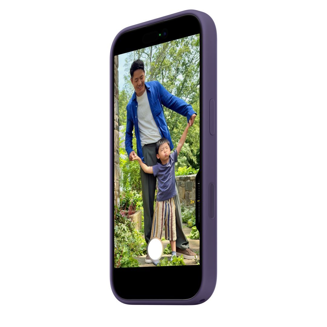 Apple iPhone 17 Silicone Case with MagSafe Purple Fog Apple iPhone 17 Silicone Case with MagSafe Purple Fog