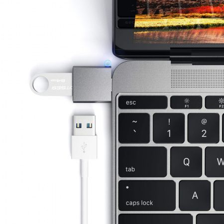 Satechi USB-C to USB-A 3.0 Adapter Aluminum Space Gray Satechi USB-C to USB-A 3.0 Adapter Aluminum Space Gray