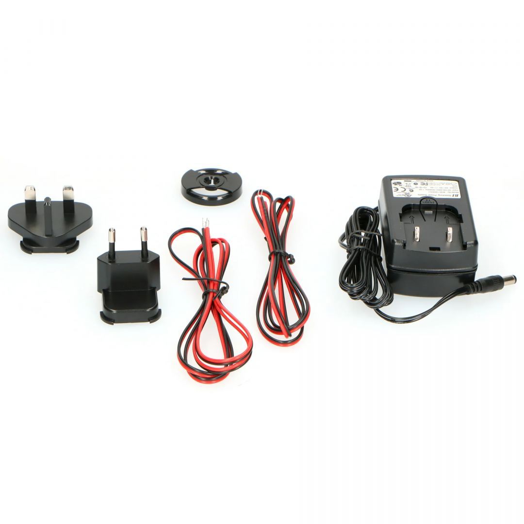 Lenco LS-300 Bluetooth Lemezlejátszó hangszóróval Wood Lenco LS-300 Bluetooth Lemezlejátszó hangszóróval Wood