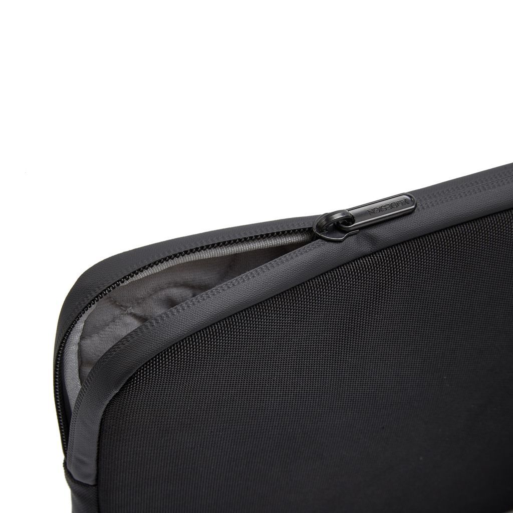XD DESIGN Laptop Sleeve 14" Black XD DESIGN Laptop Sleeve 14" Black