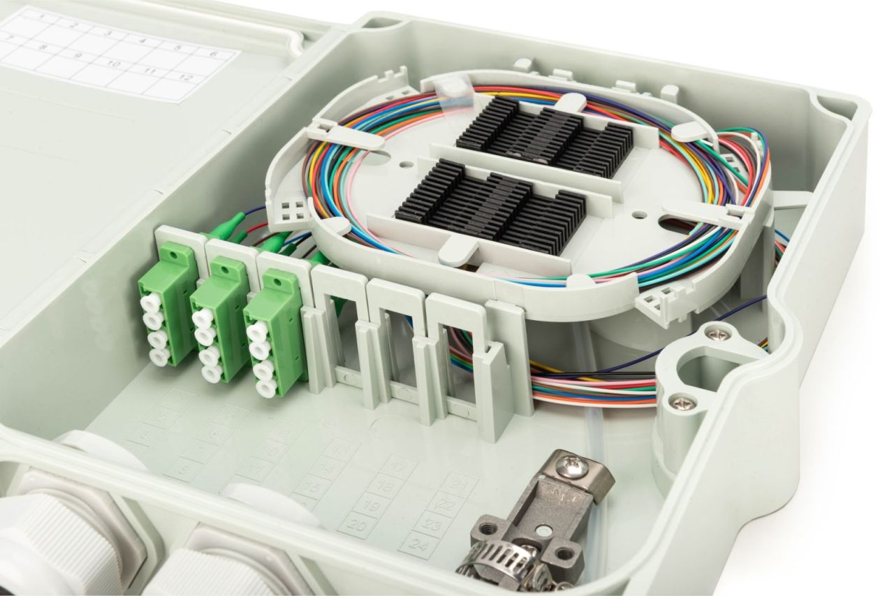 Digitus DN-968913-LCA FTTH/FTTB Distribution box Grey Digitus DN-968913-LCA FTTH/FTTB Distribution box Grey