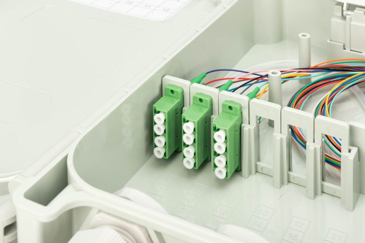 Digitus DN-968913-LCA FTTH/FTTB Distribution box Grey Digitus DN-968913-LCA FTTH/FTTB Distribution box Grey