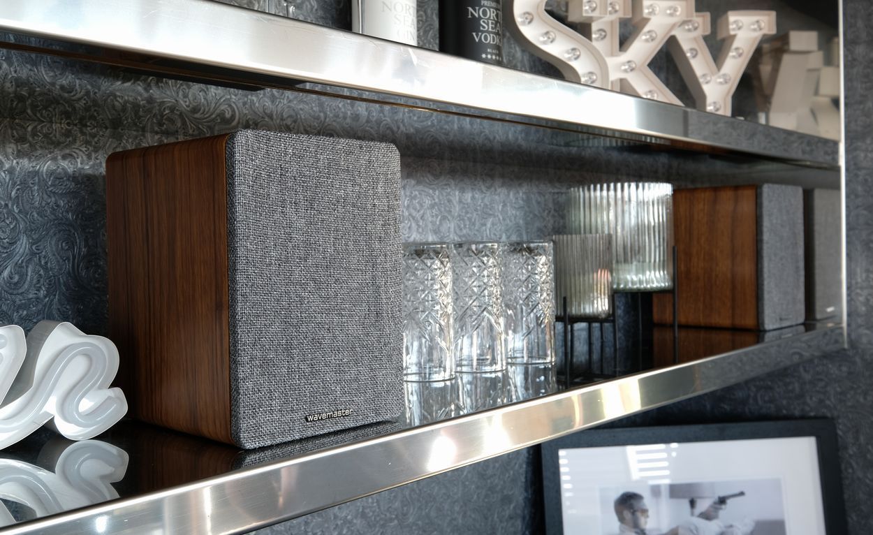 wavemaster Base Bluetooth Speaker System Wood/Grey wavemaster Base Bluetooth Speaker System Wood/Grey