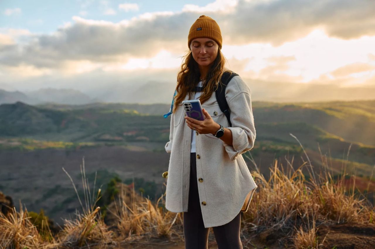 UAG Plyo Pro Samsung Galaxy S25 Ultra Blue Ombre UAG Plyo Pro Samsung Galaxy S25 Ultra Blue Ombre