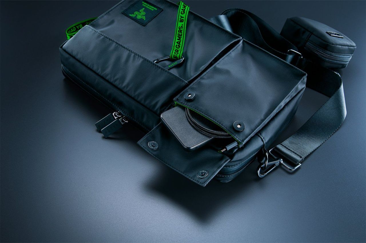 Razer Xanthus Crossbody Gaming Bag Black Razer Xanthus Crossbody Gaming Bag Black