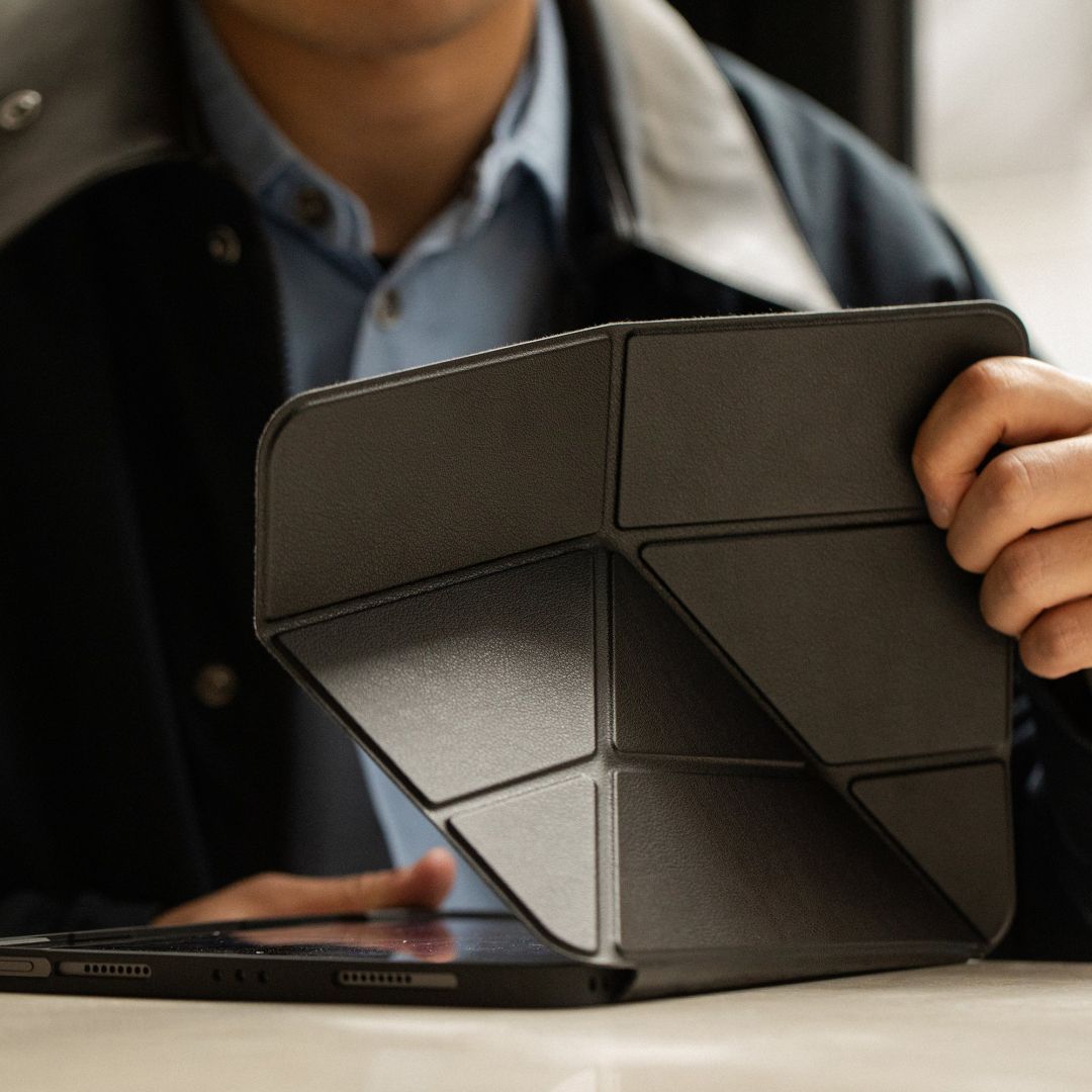 Native Union Active Case for iPad Air 13" Black