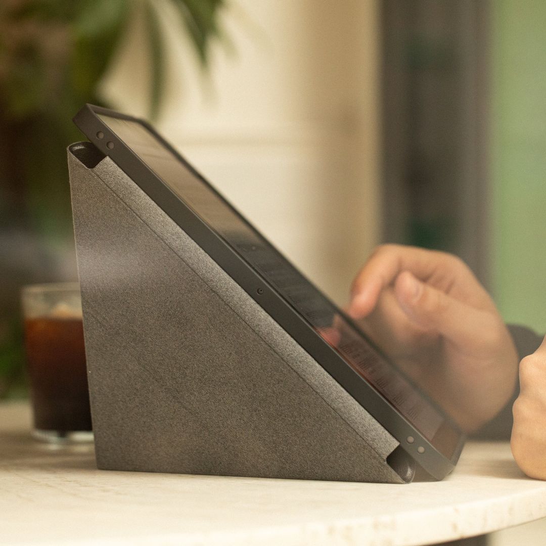 Native Union Active Case for iPad Air 13" Black