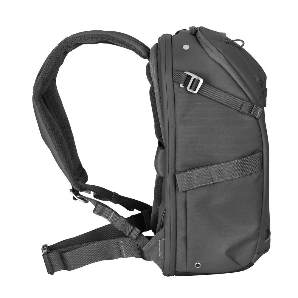 Vanguard B20L Veo Metro Backpack Black Vanguard B20L Veo Metro Backpack Black