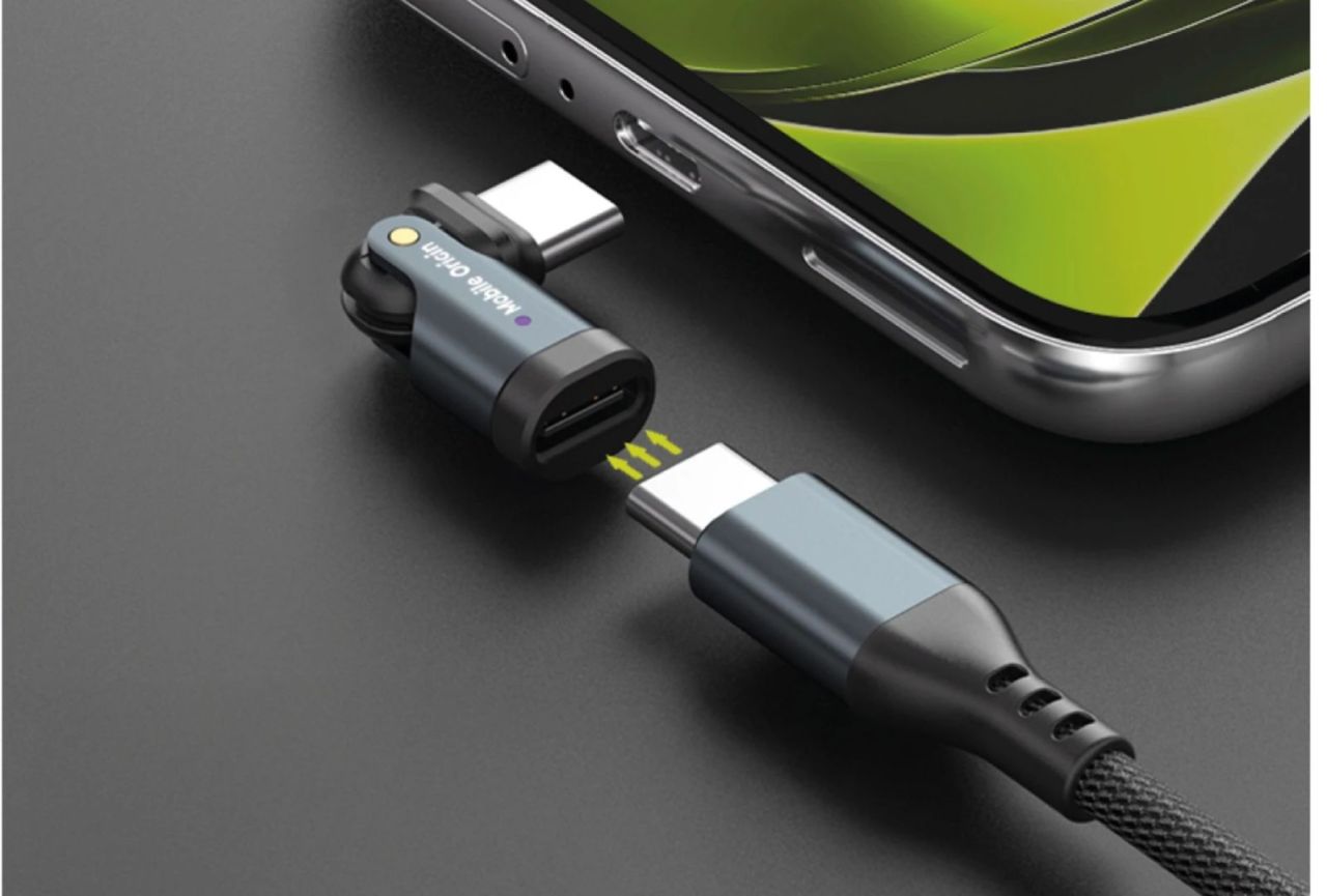 Mobile Origin 240W USB-C Rotation Adapter Black