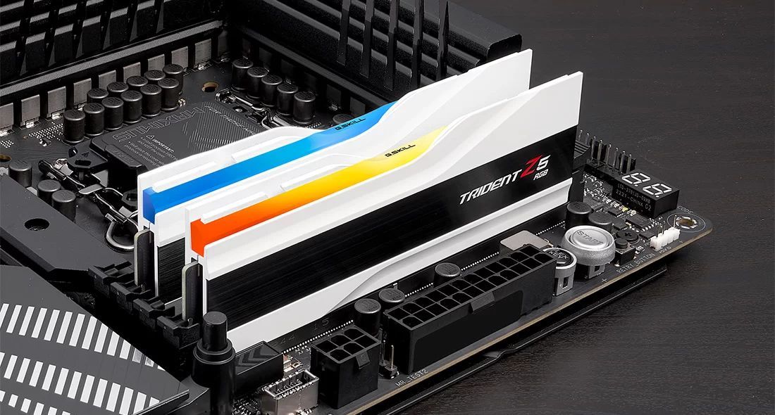 G.SKILL 64GB DDR5 6000MHz Kit(2x32GB) Trident Z5 RGB Matte White G.SKILL 64GB DDR5 6000MHz Kit(2x32GB) Trident Z5 RGB Matte White