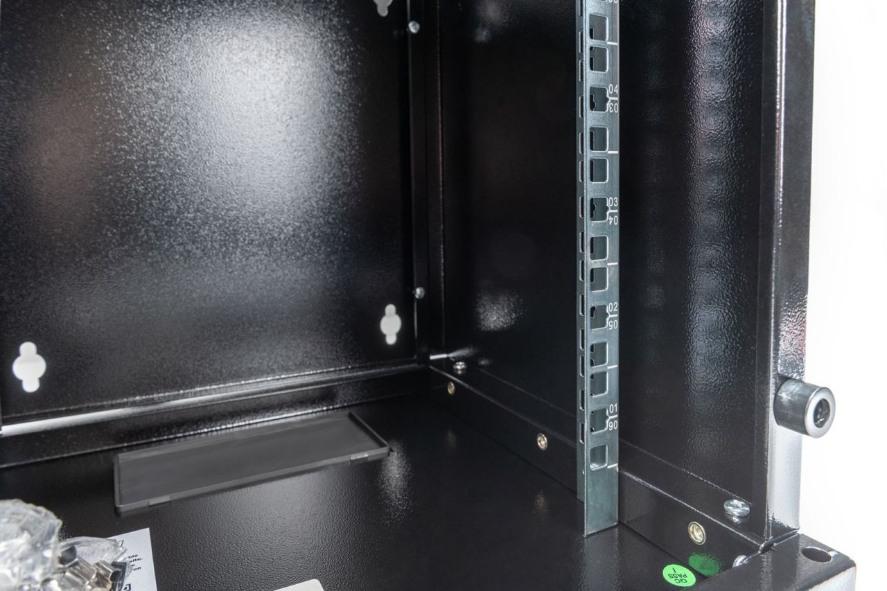 Digitus DN-10-06U-B Falra szerelhető Rackszekrény Black Digitus DN-10-06U-B Falra szerelhető Rackszekrény Black