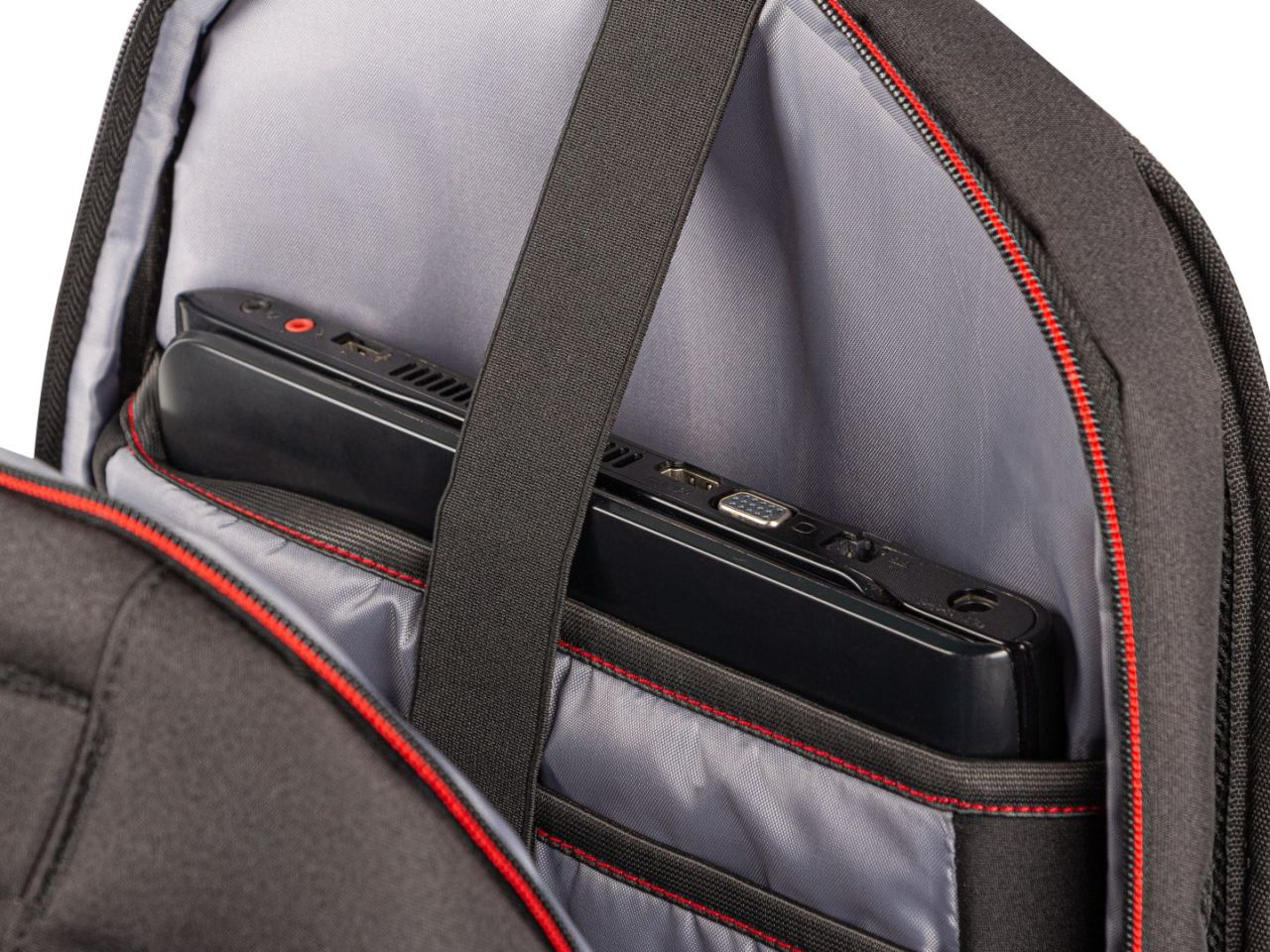 Genesis Pallad 550 Notebook táska 17,3" Black Genesis Pallad 550 Notebook táska 17,3" Black