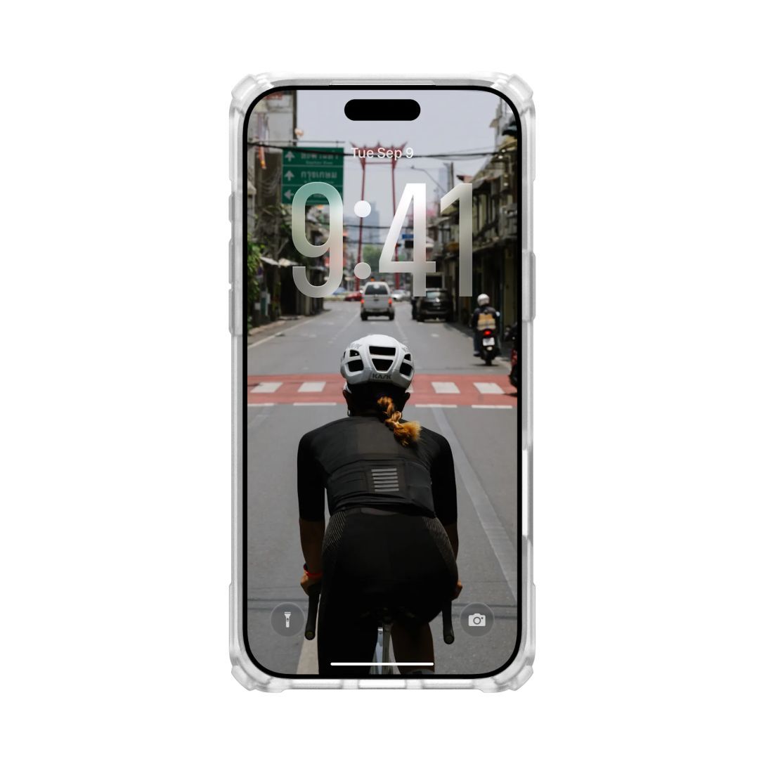 UAG Plasma XTE Magsafe case for iPhone 17 Pro Max Clear/Titanium UAG Plasma XTE Magsafe case for iPhone 17 Pro Max Clear/Titanium