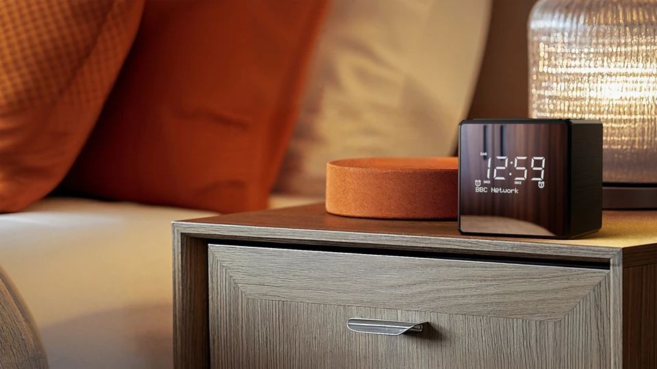 Philips TAR4600 Clock Radio