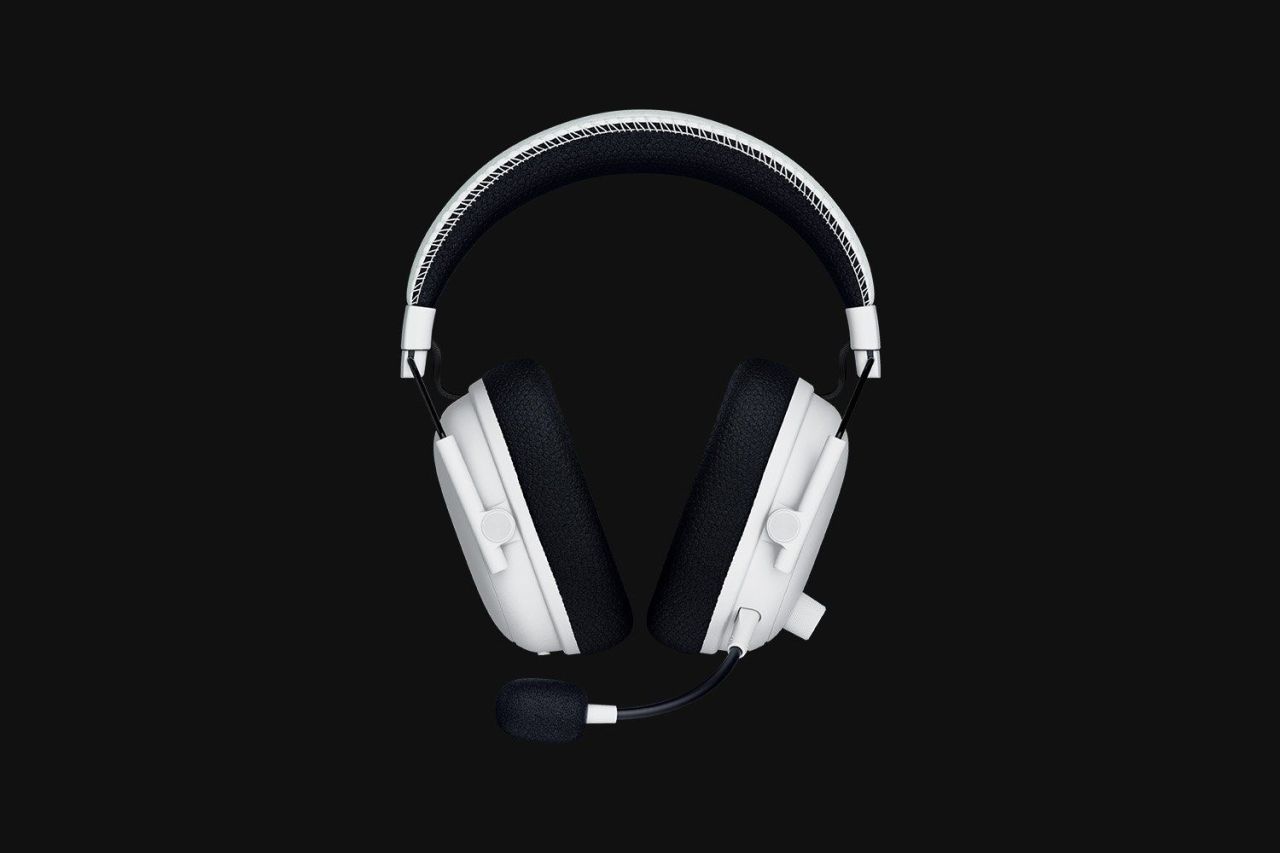 Razer Blackshark V3 Pro Wireless Bluetooth Headset White Razer Blackshark V3 Pro Wireless Bluetooth Headset White