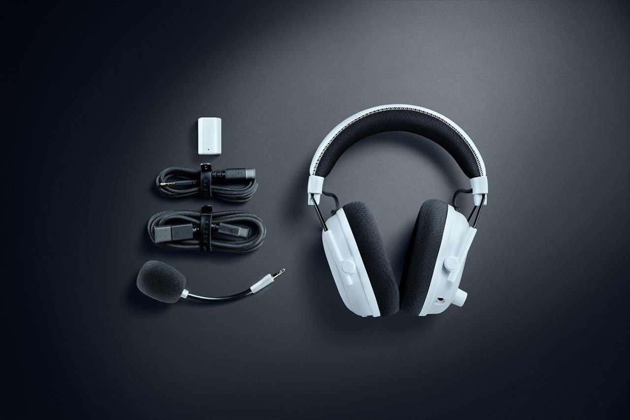 Razer Blackshark V3 Pro Wireless Bluetooth Headset White Razer Blackshark V3 Pro Wireless Bluetooth Headset White