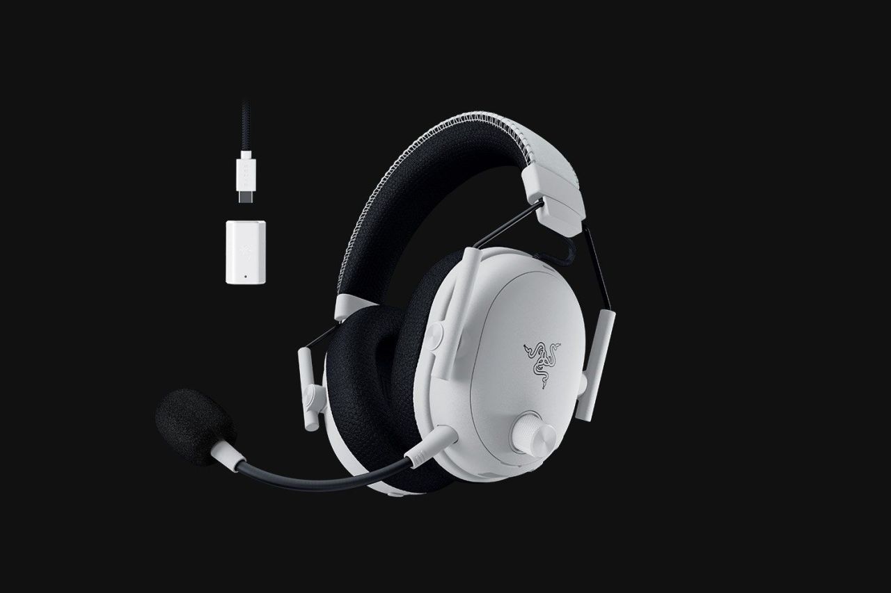 Razer Blackshark V3 Pro Wireless Bluetooth Headset White Razer Blackshark V3 Pro Wireless Bluetooth Headset White