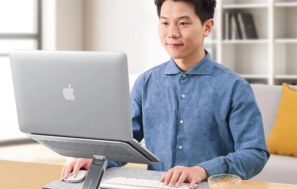 UGREEN LP339 Notebook hűtő Silver UGREEN LP339 Notebook hűtő Silver