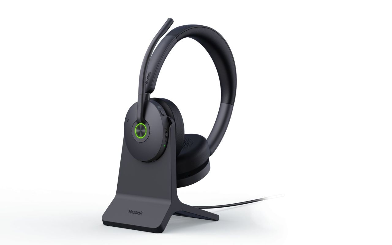 Yealink WH68 Hybrid Teams Bluetooth/DECT Headset Black Yealink WH68 Hybrid Teams Bluetooth/DECT Headset Black