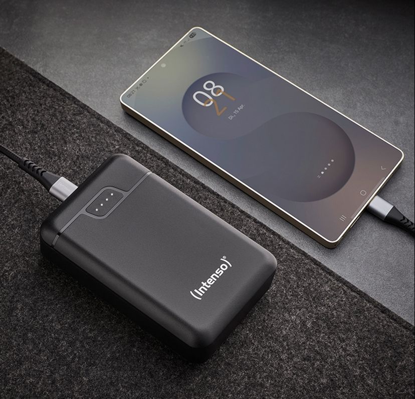 Intenso B10000 10000mAh PowerBank Black Intenso B10000 10000mAh PowerBank Black