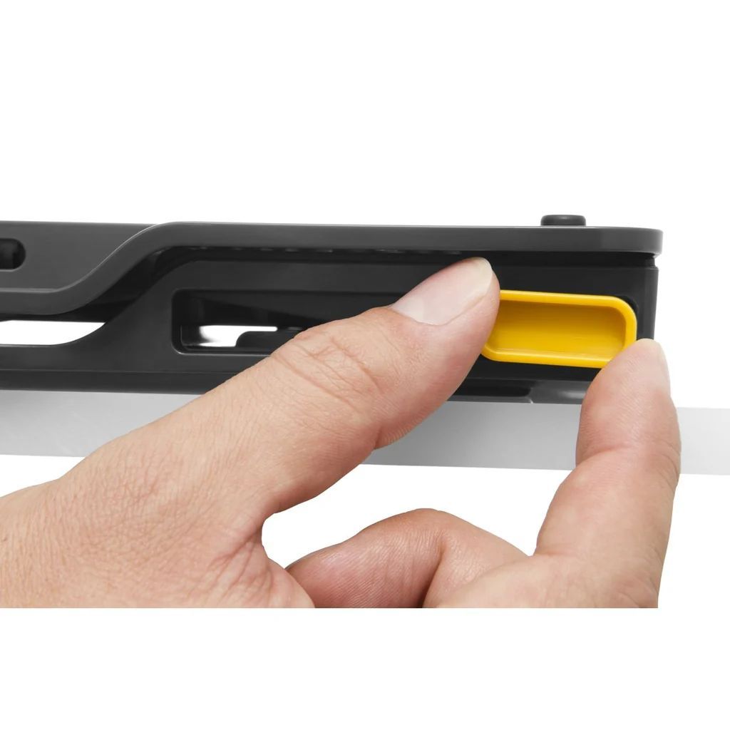 Targus Laptop hűtőpad 4 portos 2.0 elosztóval Black